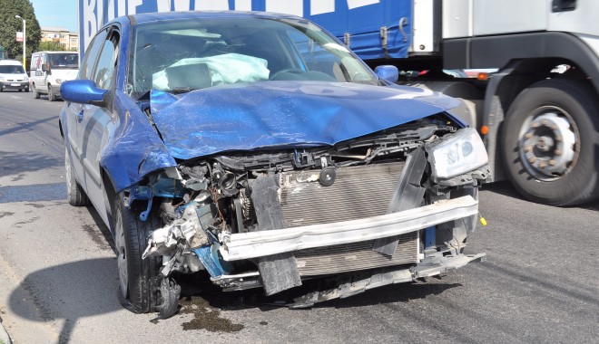 Accident rutier grav la ieșire din Constanța! GALERIE FOTO - accidentsosmangaliei15-1316695151.jpg