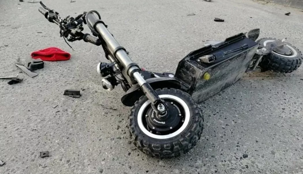 Foto - Copil de nouă ani, rănit după ce a folosit trotineta electrică. IPJ a transmis un mesaj părinților