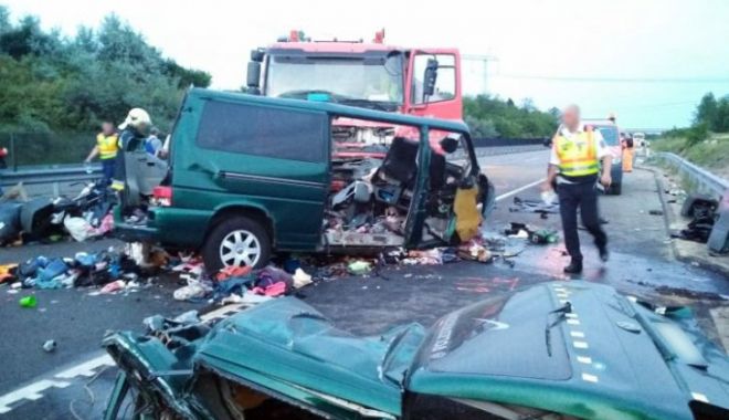 Este oficial: toți cei 9 morți în accidentul din Ungaria sunt români - accidenttragicungaria138705200-1527060020.jpg