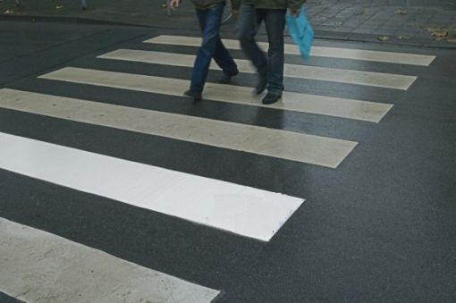 Lovită pe trecerea de pietoni - accidentzalautrecerepietoni-1318321730.jpg
