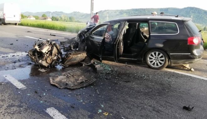 Circulație blocată pe DN 1, după un accident grav - accvistea95208000-1559026175.jpg