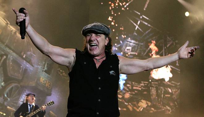 Solistul AC/DC, grave probleme de sănătate. Trupa și-a anulat concertele - acdcbrianjohnsonrockicon-1457436742.jpg