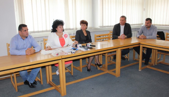 Răsturnare spectaculoasă de situație: Gâju, realeasă președinte al ACoR Constanța - acor-1348250156.jpg