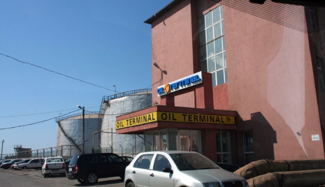 Acționarii Oil Terminal sunt în fața unei decizii istorice - actionatiioilterminaldecizie4-1474385251.jpg