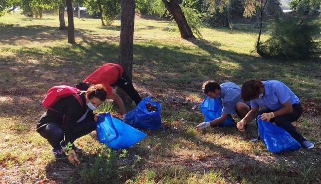 AS SanaSport, implicată în acţiunea de ecologizare a Parcului Tăbăcărie - actiunea2-1600107393.jpg