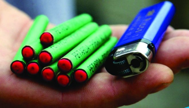 Acţiunea „Foc de artificii”. Sute de persoane fizice şi juridice, verificate de poliţişti - actiuneafocdeartificii-1607098236.jpg