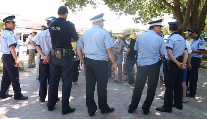 Acțiune în forță a polițiștilor din Constanța. Cine le-a căzut în plasă - actiunedeamploare-1436808669.jpg