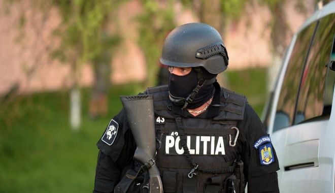Acțiune de amploare a Poliției: aur, ceasuri de lux și valută, confiscate! - actiuneeuropeana-1619361112.jpg