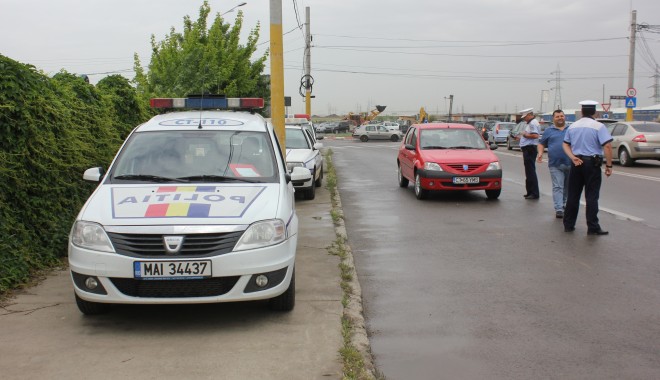 POLIȚIA RUTIERĂ a ieșit la vânătoare de șoferi indisciplinați! / Galerie foto - actiunepolitiarutiera3-1369306316.jpg