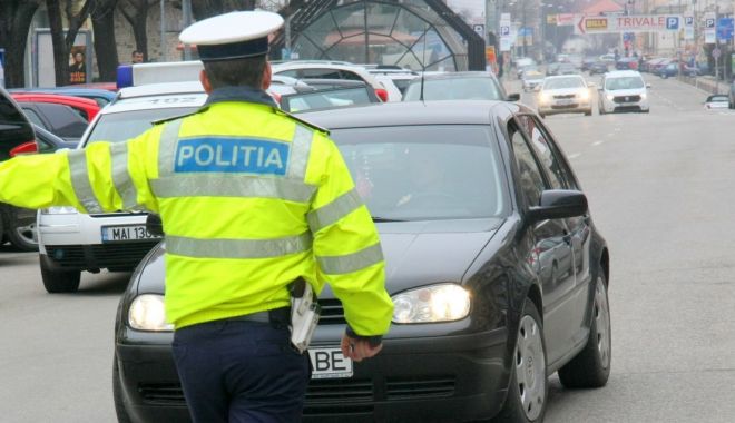 Acțiuni de control în teritoriu ale polițiștilor constănțeni - actiuni-de-control-1705933685.jpg