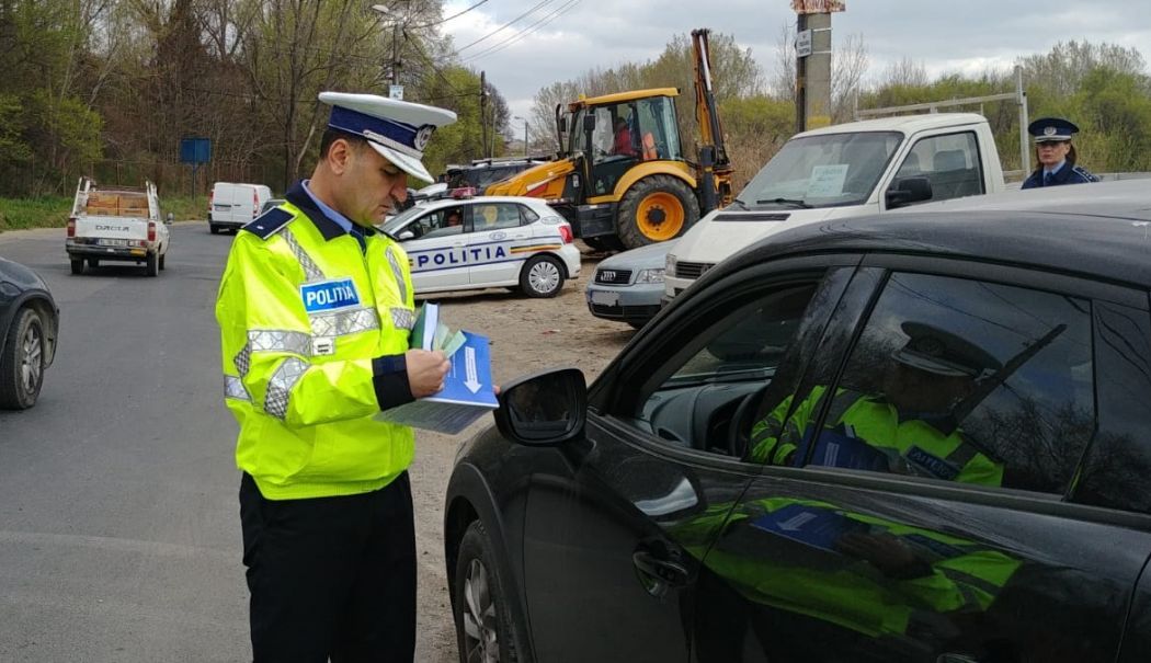Acţiuni de prevenţie şi verificare, desfăşurate de poliţiştii din Constanţa. Au fost applicate sancţiuni de aproape 5.000 de lei