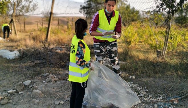 Acțiuni de ecologizare, la Constanţa - actiunideecologizare-1601362078.jpg