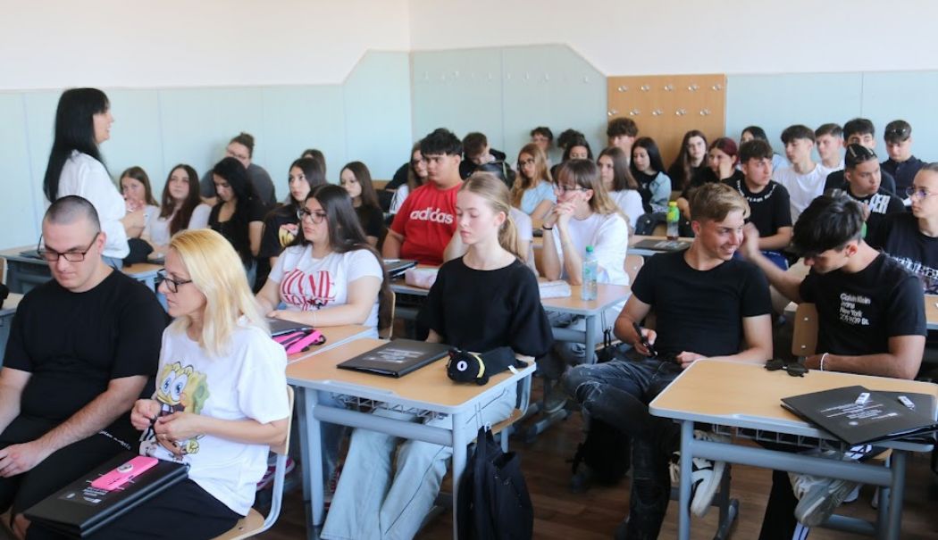 Tinerii din Mangalia, parte activă în protejarea litoralului românesc - activitate-abadl-1752217857.jpg