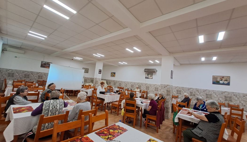 Seniorii din Constanța au retrăit amintiri emoționante printr-o activitate muzicală inedită