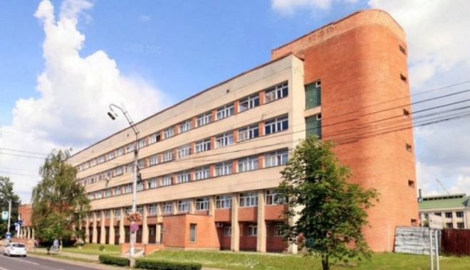 Anchetă la Spitalul Judeţean Sibiu! Un actor a fost trimis acasă din UPU cu arsură de cornee