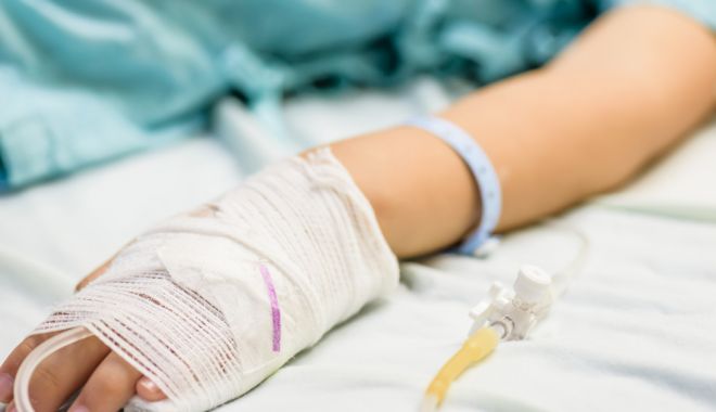 De la şcoală, direct în spital! DSP: "21 de elevi, de la același colegiu, internaţi cu toxiinfecție alimentară"