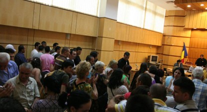 Cei 11 polițiști și 3 civili au fost eliberați din arest din lipsă de probe - ad8a85de35c72a8401889ac64749e125.jpg