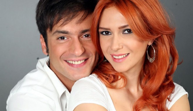 Adela Popescu și Radu Vâlcan vor un Crăciun în familie - adelapopescuraduvalcan1355931019-1355964580.jpg