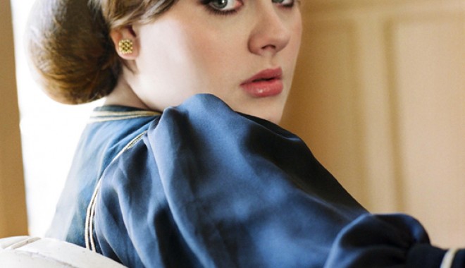 Adele se teme că poluarea îi afectează vocea! - adele-1324218676.jpg
