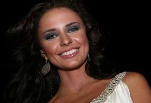 Adelina Chivu, invitată să participe la 
