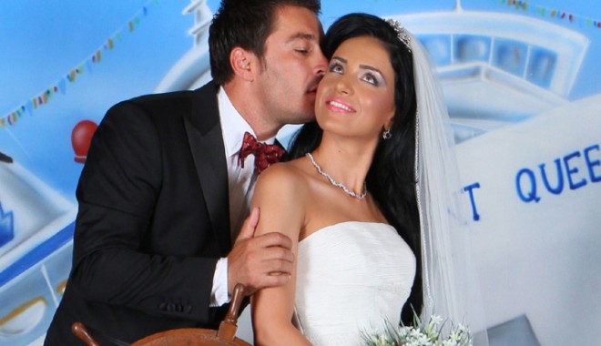 Adelina Pestrițu: 