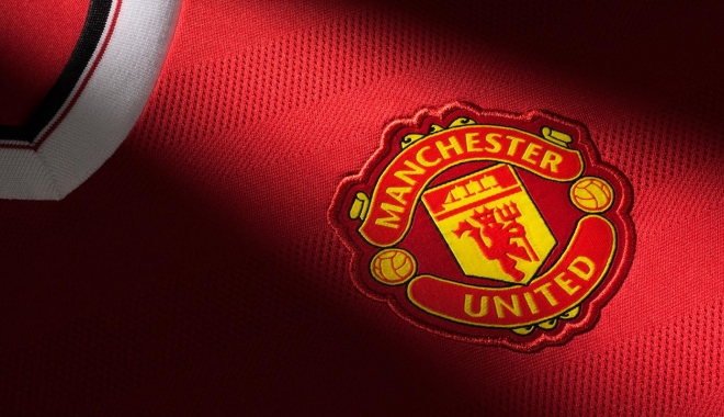 Steaua - Manchester City. Ce jucători a adus Pep Guardiola la București pentru meciul de mâine - adidasmanchesterunited1516kit3-1471264554.jpg