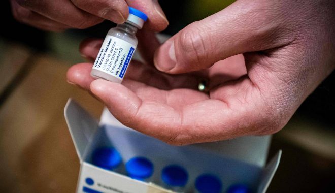 Administrarea vaccinului Johnson & Johnson, suspendată. Efecte adverse după şase zile de administrare - administrareavaccinului-1618331798.jpg