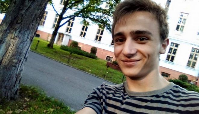 Adolescentul care s-a spânzurat după Bacalaureat, a luat peste 9 la examen. Fusese deja admis la o universitate din China - adol-1562595201.jpg