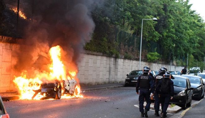 Macron reacționează la incidentul care a revoltat Franța: “Un adolescent a fost ucis. Este inexplicabil și de neiertat”