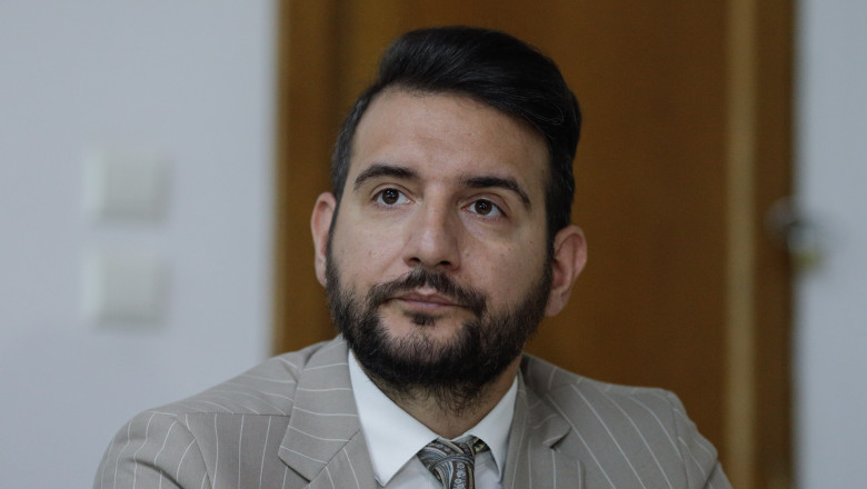 Avocatul Adrian Cuculis a fost amenințat cu violență și incendierea mașinii - adrian-cuculis--1740556833.jpg