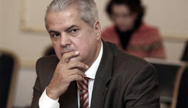 Adrian Năstase: 