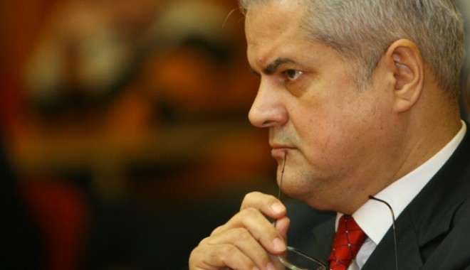 Adrian Năstase scapă de dosarul armelor! - adriannastaseghimpele11365598612-1374678982.jpg