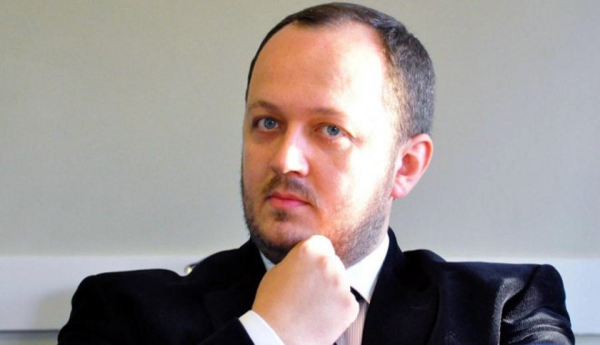 Adrian Papahagi,  acuzații grave la adresa Elenei Udrea - adrianpapahagiacuzatii-1404831531.jpg