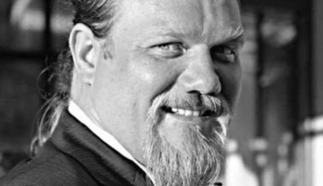 Adrian Rugină, declarat post-mortem cetățean de onoare al municipiului Piatra Neamț - adrianrugina2648x430-1448555985.jpg
