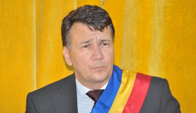 Primarul din Techirghiol, suspendat din PNL și din toate funcțiile din partid - adrianstan11445617029-1445764721.jpg