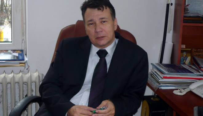 Primarul Adrian Stan, suspendat din funcție de prefect. Cine a preluat conducerea orașului - adrianstanprimartechirghiol-1445888337.jpg
