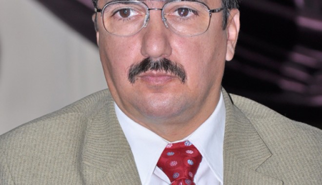 Părinții, eterni susținători financiari ai învățământului - adriantopor-1317153475.jpg