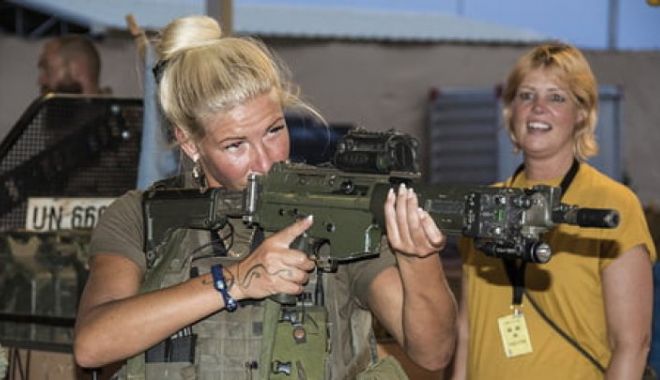 O fostă deputată suedeză s-a înrolat în armata ucraineană
