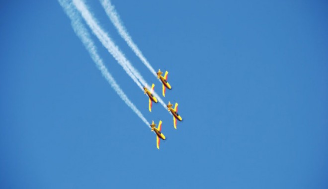 Demonstrații ale Armatei Române la 'AeroNautic Show 2013' - aer-1379755017.jpg