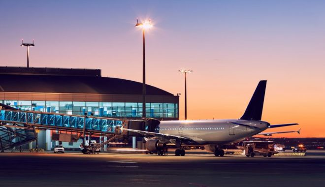 Franța nu va mai impune carantină turiștilor care vin din UE - aero-1588586654.jpg