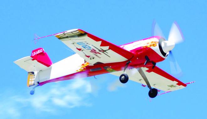 Jurgis Kairys și Yakării Acrobați, vedetele show-ului Aeromania 2015 - aeromania-1435826407.jpg