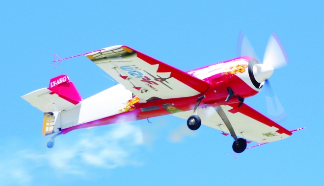 Jurgis Kairys, vedeta show-ului aviatic Aeromania 2017 - aeromania-1500556621.jpg