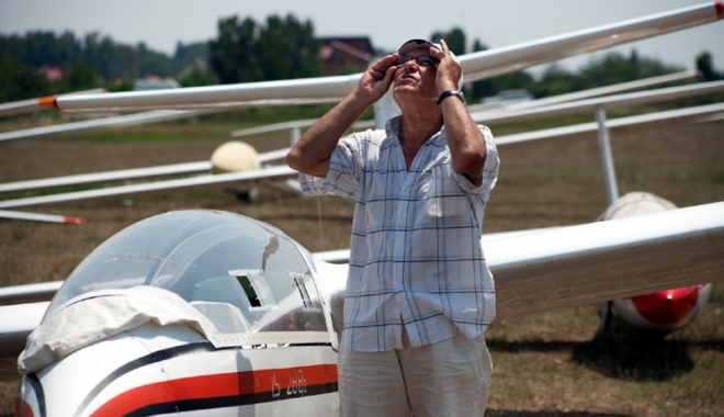 Zece ani de Aeromania, la Tuzla. Invitat special: cel mai în vârstă pilot român - aeromanianicolaemihaita-1466006184.jpg