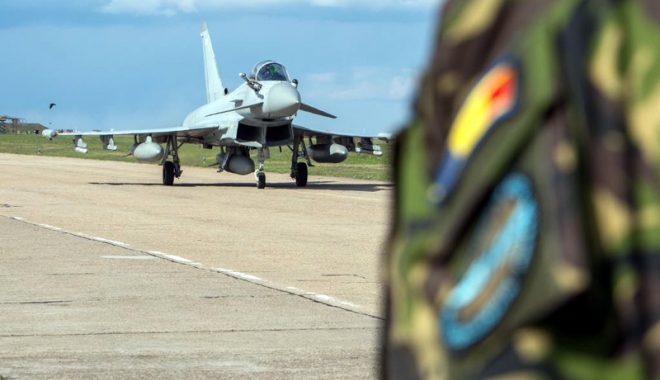 Aeronavele Typhoon au ajuns la Constanța - aeronaveletyphoon-1493138786.jpg