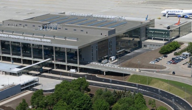 Aeroportul din Donețk, închis din motive de securitate - aeroporrt-1401896794.jpg