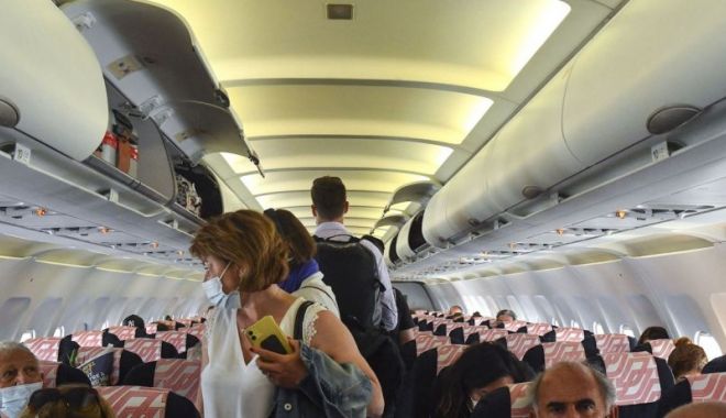 Haos în aeroport la finalul sezonului de concedii. Întârzieri de zeci de minute ale curselor - aeroport-1661089112.webp