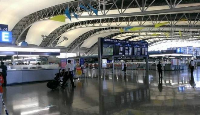 Alertă cu bombă pe aeroport! Explozibil găsit într-un bagaj - aeroport36610900-1452425351.jpg