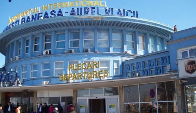 Au fost reluate cursele regulate la Aeroportul Băneasa, după o întrerupere de 12 ani