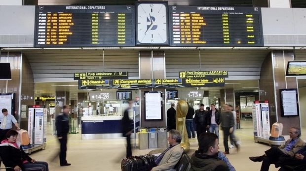 Alertă cu bombă pe Aeroportul Otopeni. S-a descoperit un pachet suspect! - aeroportotopeni63439200-1573820820.jpg