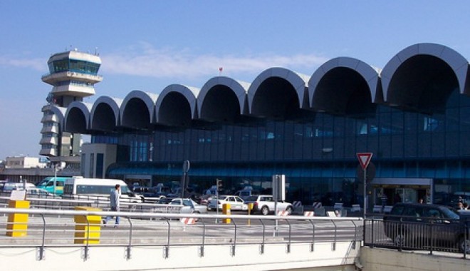 Iată cât au cheltuit turiștii străini în România, anul trecut - aeroportturisti-1395048779.jpg